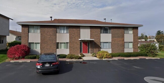 Building Photo - 2217 8th Ave