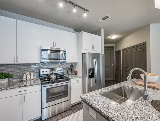 Foto principal - 402 Grand Pkwy