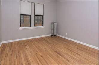 Building Photo - 234 N Pine Ave