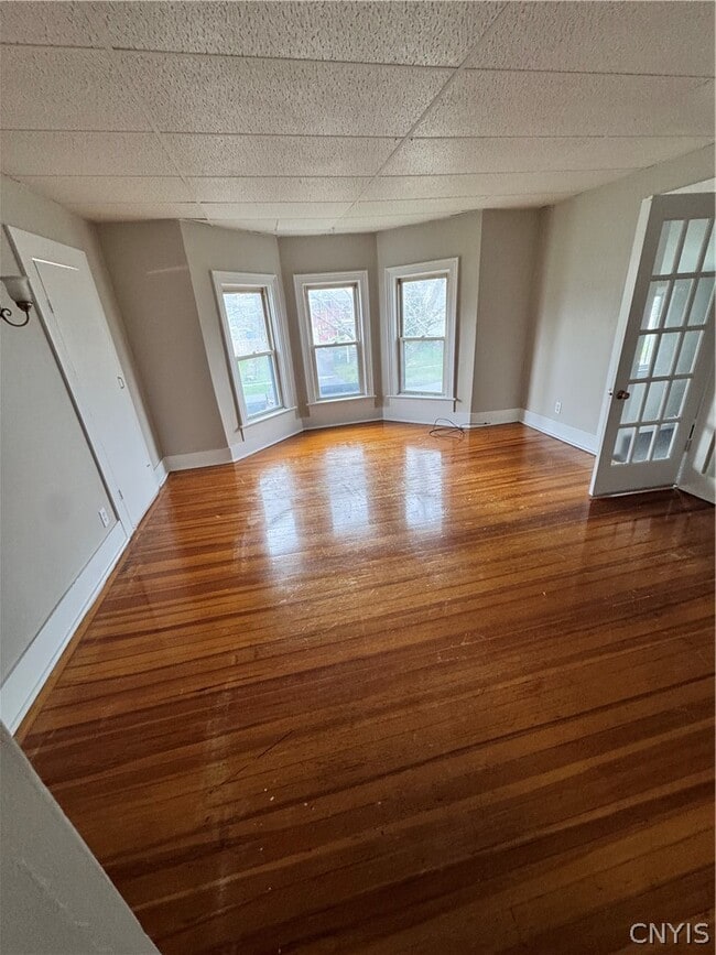 Building Photo - 307 Highland Ave