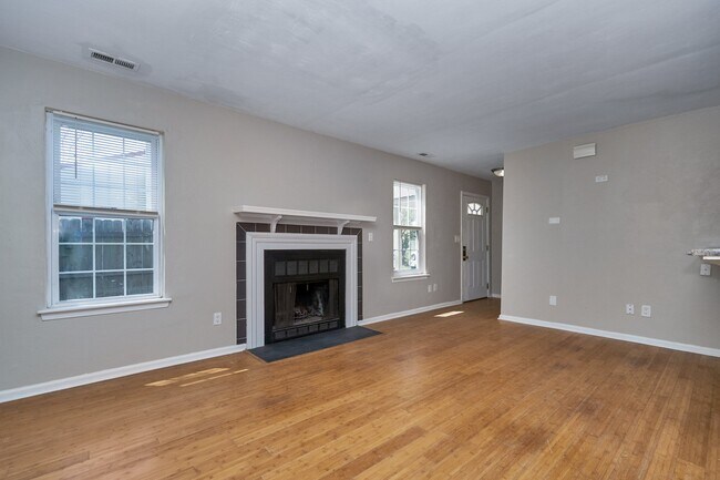 Building Photo - 5116 Condor St