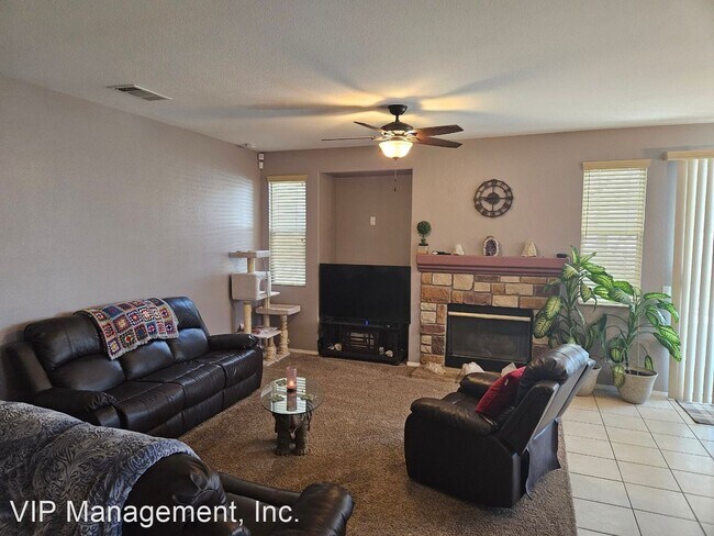 Building Photo - 4 br, 3 bath House - 13914 Pokeberry Ct