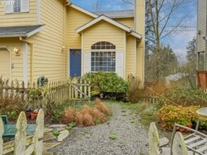 Building Photo - 9505 SW 47th Ave