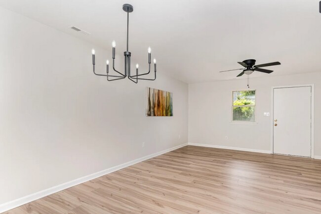 Foto del edificio - 1102 Pine Forest Trail