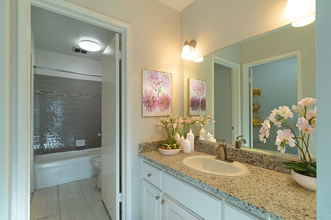 Interior Photo - Riverside Gardens