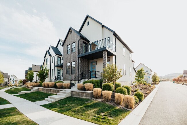 Foto del edificio - Stunning 4 Bedroom Home in Lehi with Great Amenities!