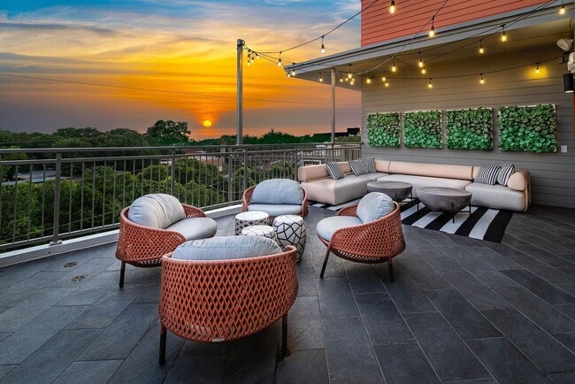 Photo - Connect Decatur Apartments