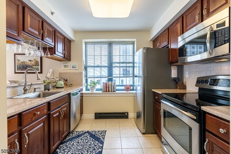 Foto principal - 7 Prospect St