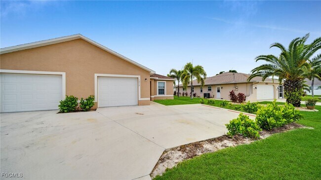 Foto del edificio - 1415-1417 Academy Blvd