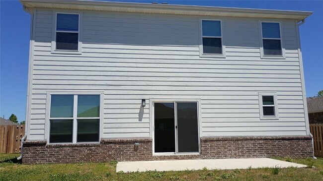 Foto del edificio - 2141 Bluebonnet Ln