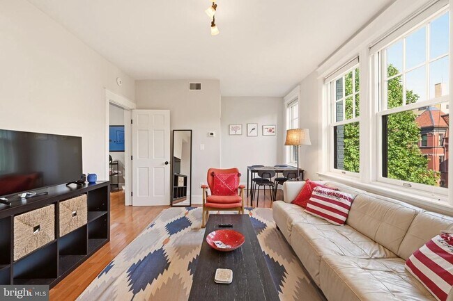 Foto del edificio - 1618 S St NW