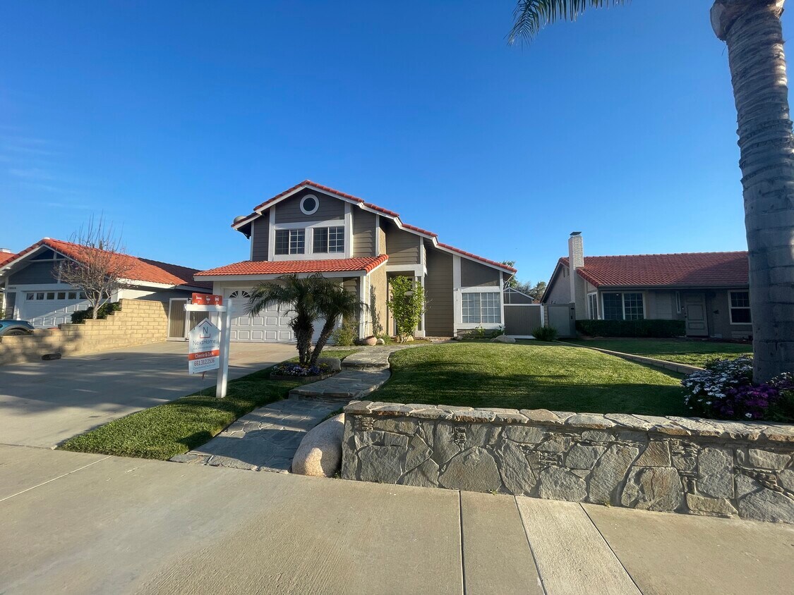 28020 Sturbridge Dr, Castaic, CA 91384 House Rental in Castaic, CA