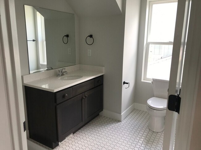 Building Photo - 5152 W Beach Comber Way