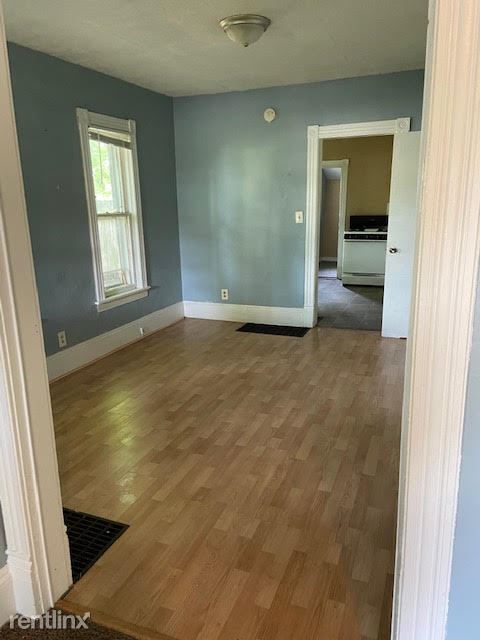 Building Photo - 3 br, 1 bath House - 210 Matilda St NE