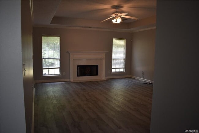 Building Photo - 6301 Scenic Dr