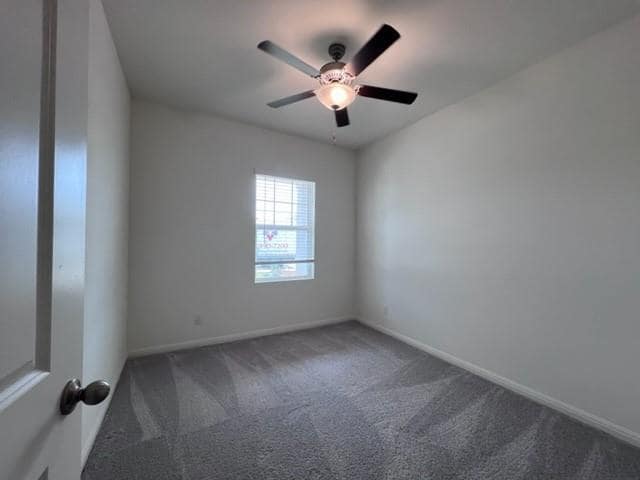 Building Photo - 130 Rubrum Rd