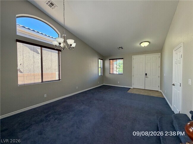 Building Photo - 2721 Auchmull St