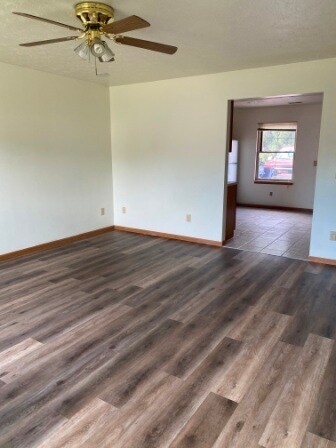 Building Photo - 1020 Eleanor