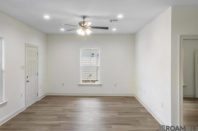 Foto del edificio - 6908 Goya Ave