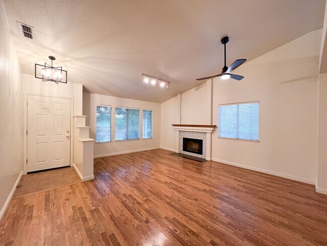 Building Photo - Beautiful El Dorado Hills Home
