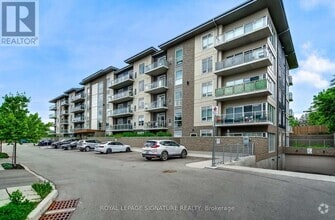 Building Photo - 16-416 Markle Cres