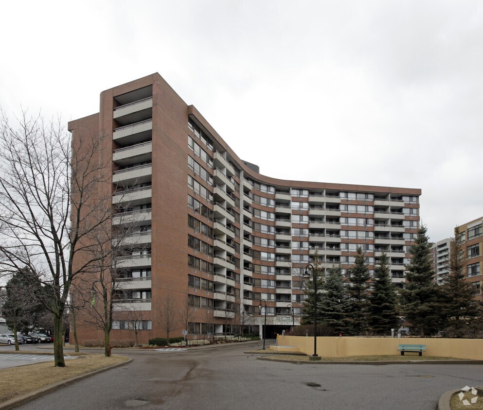 Shepherd Manor Apartments 125 Bonis Ave Toronto, ON