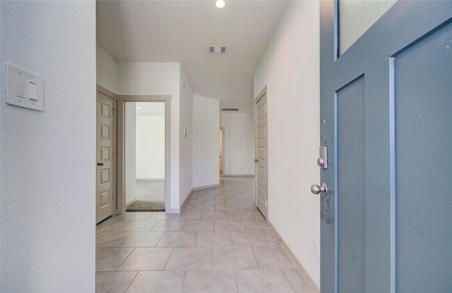 Foto del edificio - Natchez Trace, Fresno, TX 77545 - 4 BR 2 BA single-family home