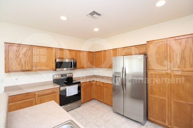 Foto del edificio - 4987 E Thunderbird Dr