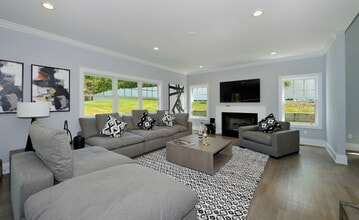 Building Photo - 19 Quail Run