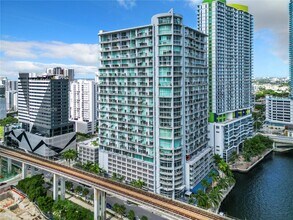 Building Photo - 690 SW 1st Ct