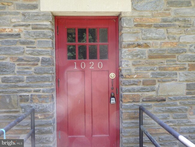 Foto del edificio - 1020 Remington Rd