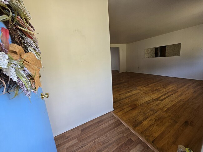 Foto del edificio - 71 Woody Crest Dr