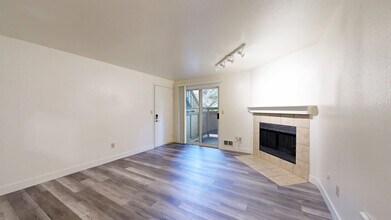 Interior Photo - Hunt Club