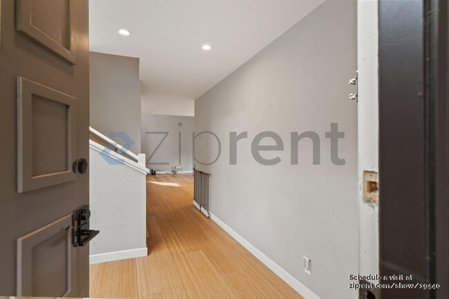 Building Photo - 272 Montebello Ave