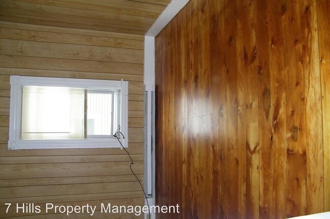 Building Photo - 414 Cambridge St