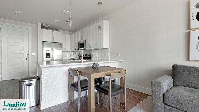 Foto del edificio - 15950 Chase Hill Blvd