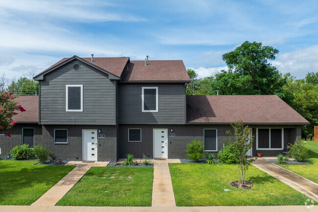 Foto del edificio - Two Rivers Townhomes