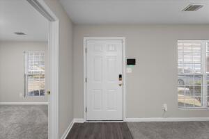 Building Photo - 1422 Perry Ave