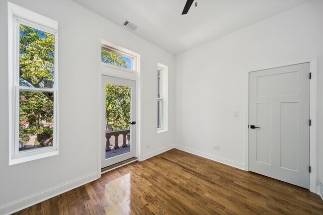 Building Photo - 3217 W Fulton Blvd