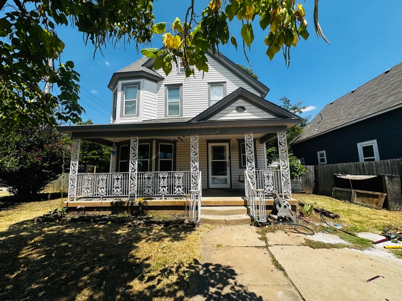 Foto principal - 615 NW Arlington Ave