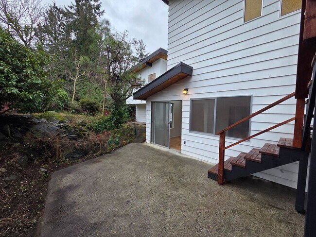 Foto del edificio - 2136 N 187th St