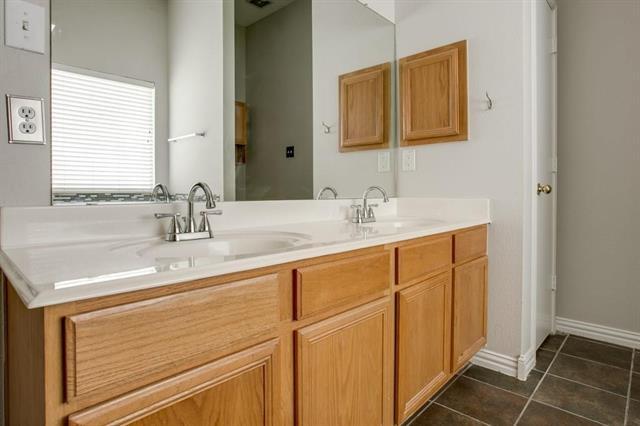 Foto del edificio - 9213 Norfolk Ln