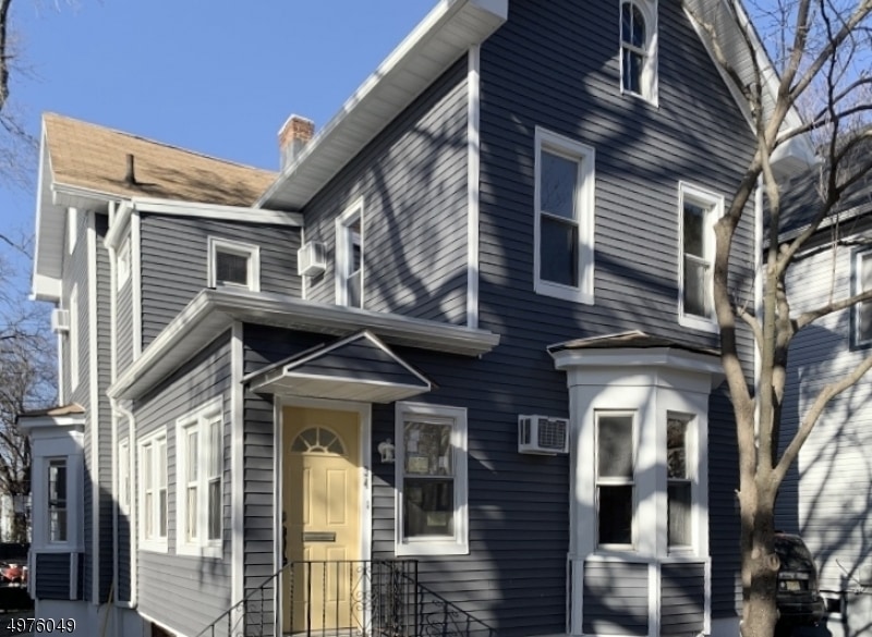 Primary Photo - 341 Amherst St