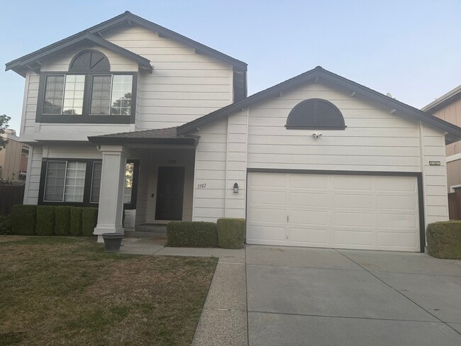 Building Photo - 3382 Heritage Estates Dr