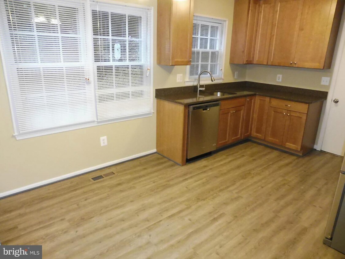 Primary Photo - 2306 Glenmore Terrace