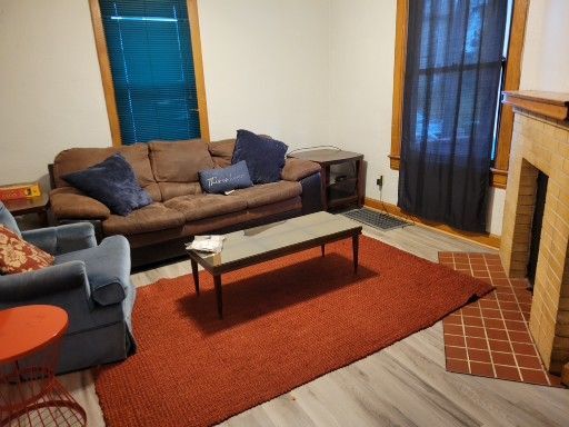 Foto del edificio - 671 Jones Ave