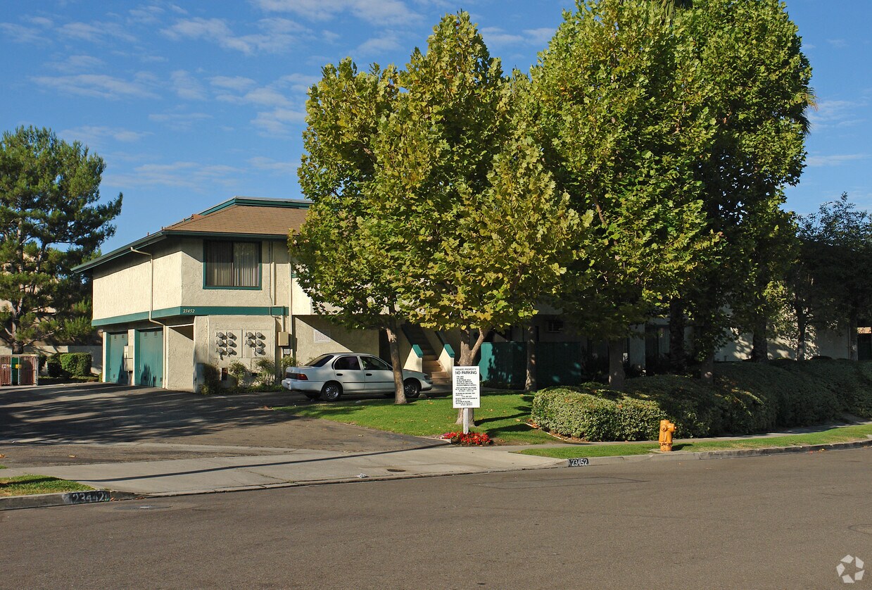 Building Photo - 23452 Packer Pl