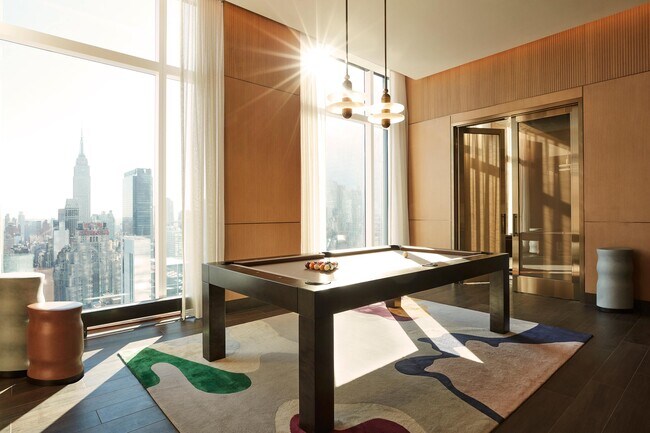 Foto del interior - The Set