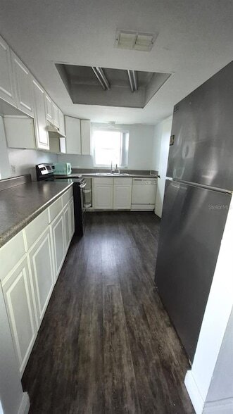 Foto del edificio - 9924 Sweepstakes Ln