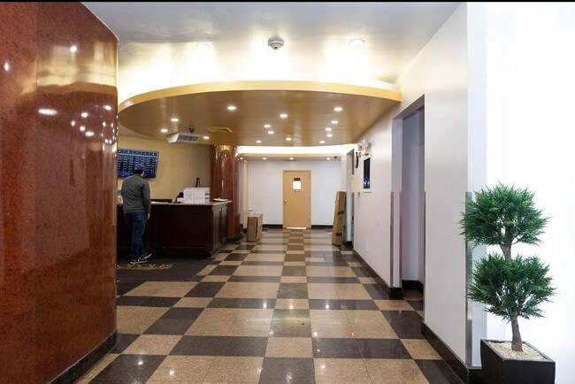 Foto del edificio - 280 Marin Blvd